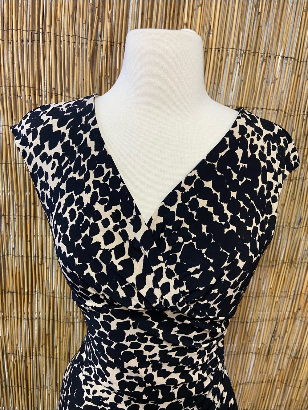 Lauren Ralph Lauren Ruched Animal Print Sheath Dress Size 4 - Picture 7 of 11